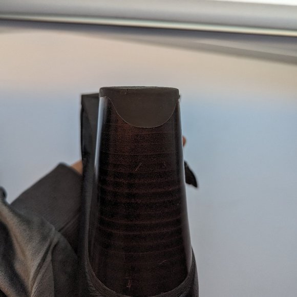 Leather Booties with Chunky Heel  Kenneth Cole Reaction  Size 7.5 M - Picture 3 of 8